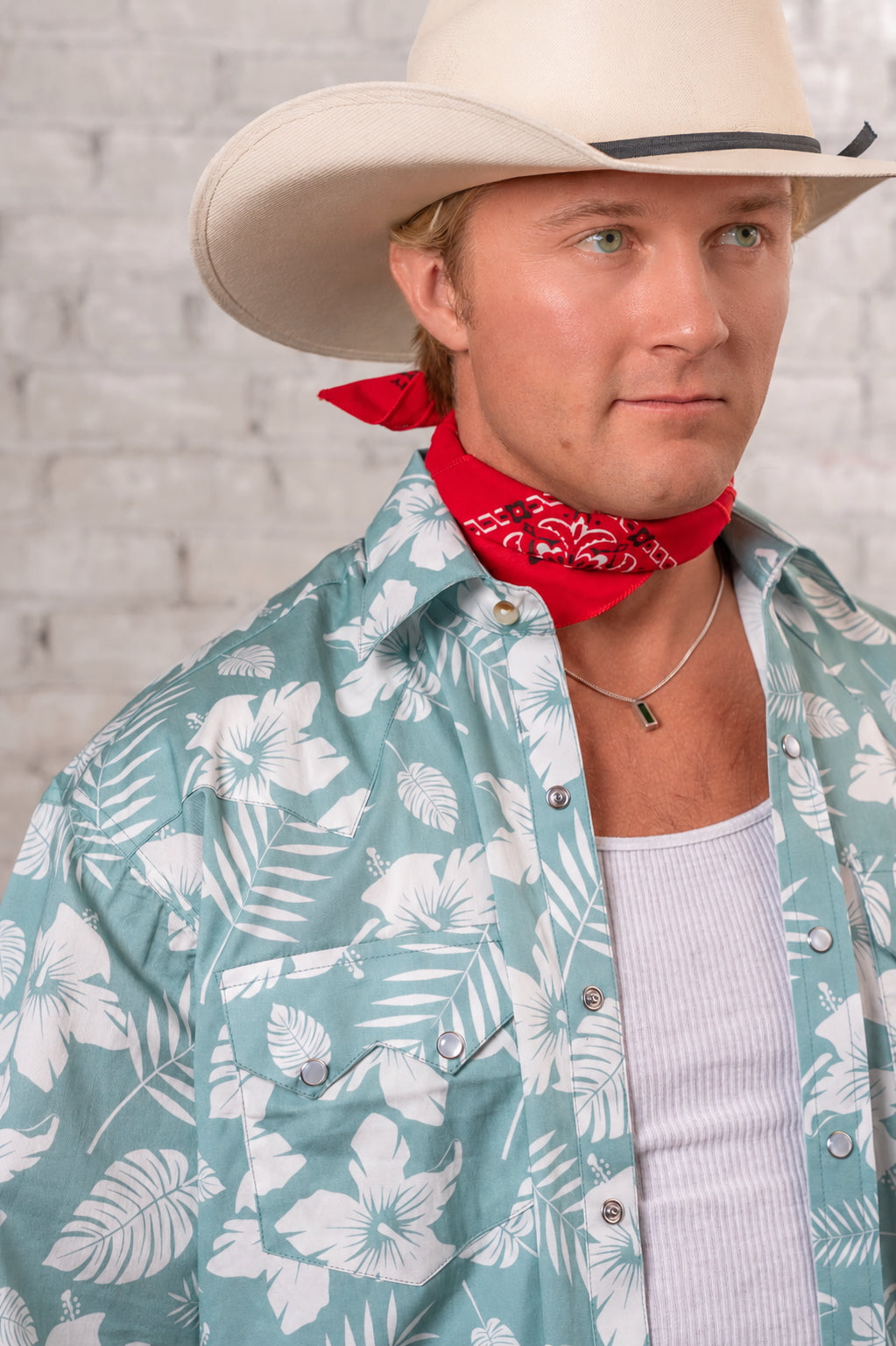 Men's Green Short Sleeve Hawaiian Western Shirt by Rockmount Ranch Wear, floral print with snap closure