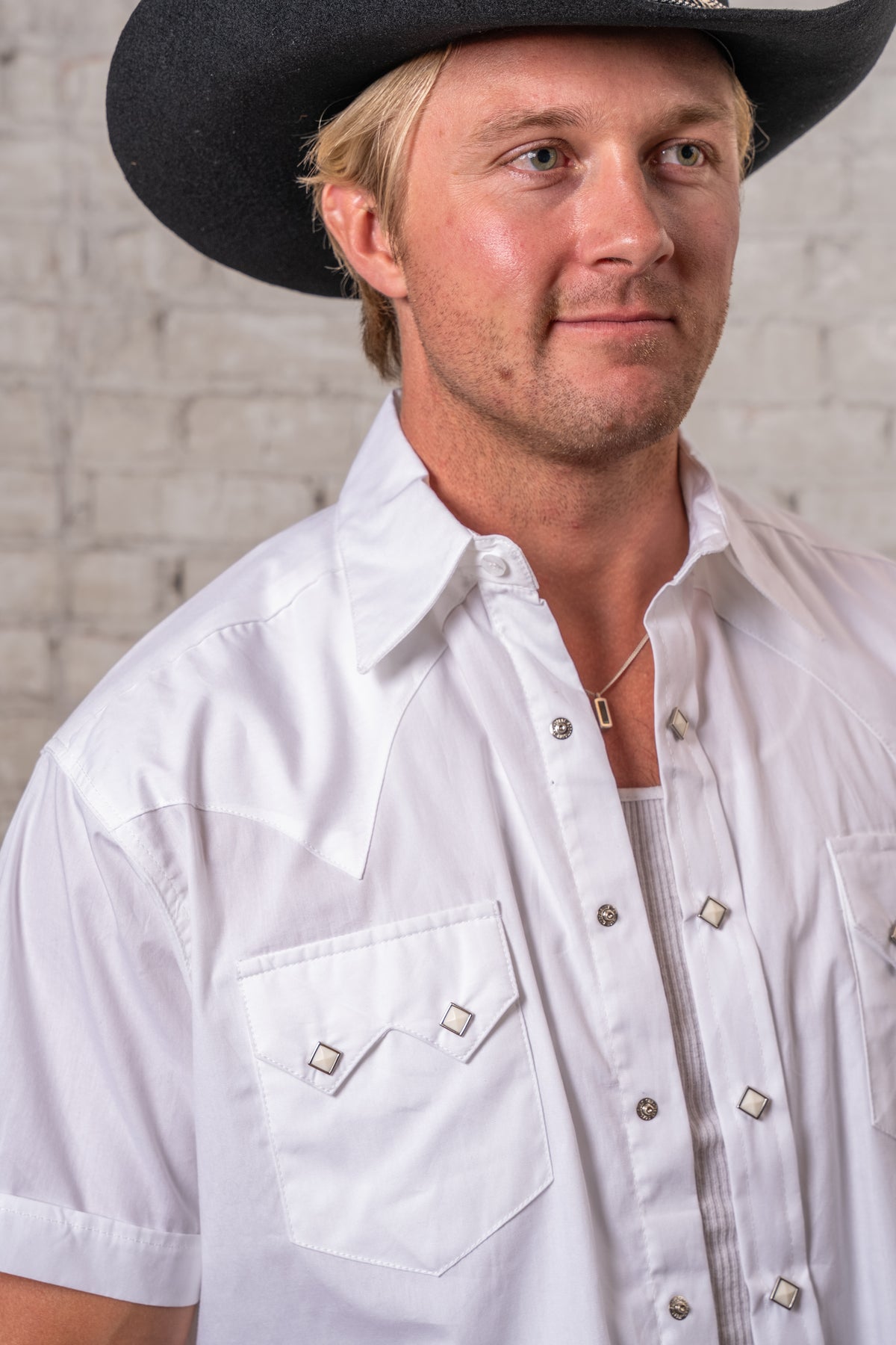 Men's Solid White Cotton Blend Short Sleeve Western Shirt by Rockmount Ranch Wear with diamond snaps