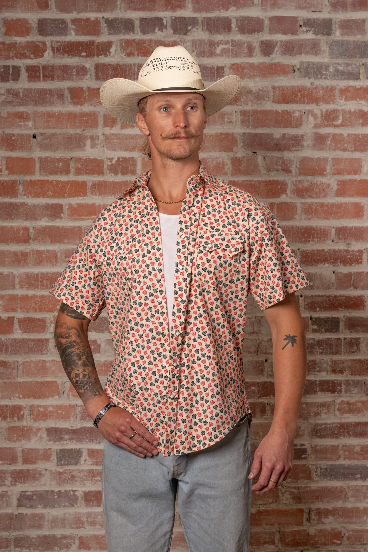 Men's Short Sleeve Cards Print Western Shirt by Rockmount Ranch Wear in vintage print with sawtooth pocket