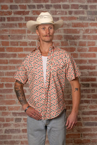 Men's Short Sleeve Cards Print Western Shirt by Rockmount Ranch Wear in vintage print with sawtooth pocket