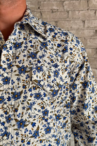 Rockmount Ranch Wear vintage western shirt in ivory with floral print, sawtooth pocket, and snap buttons
