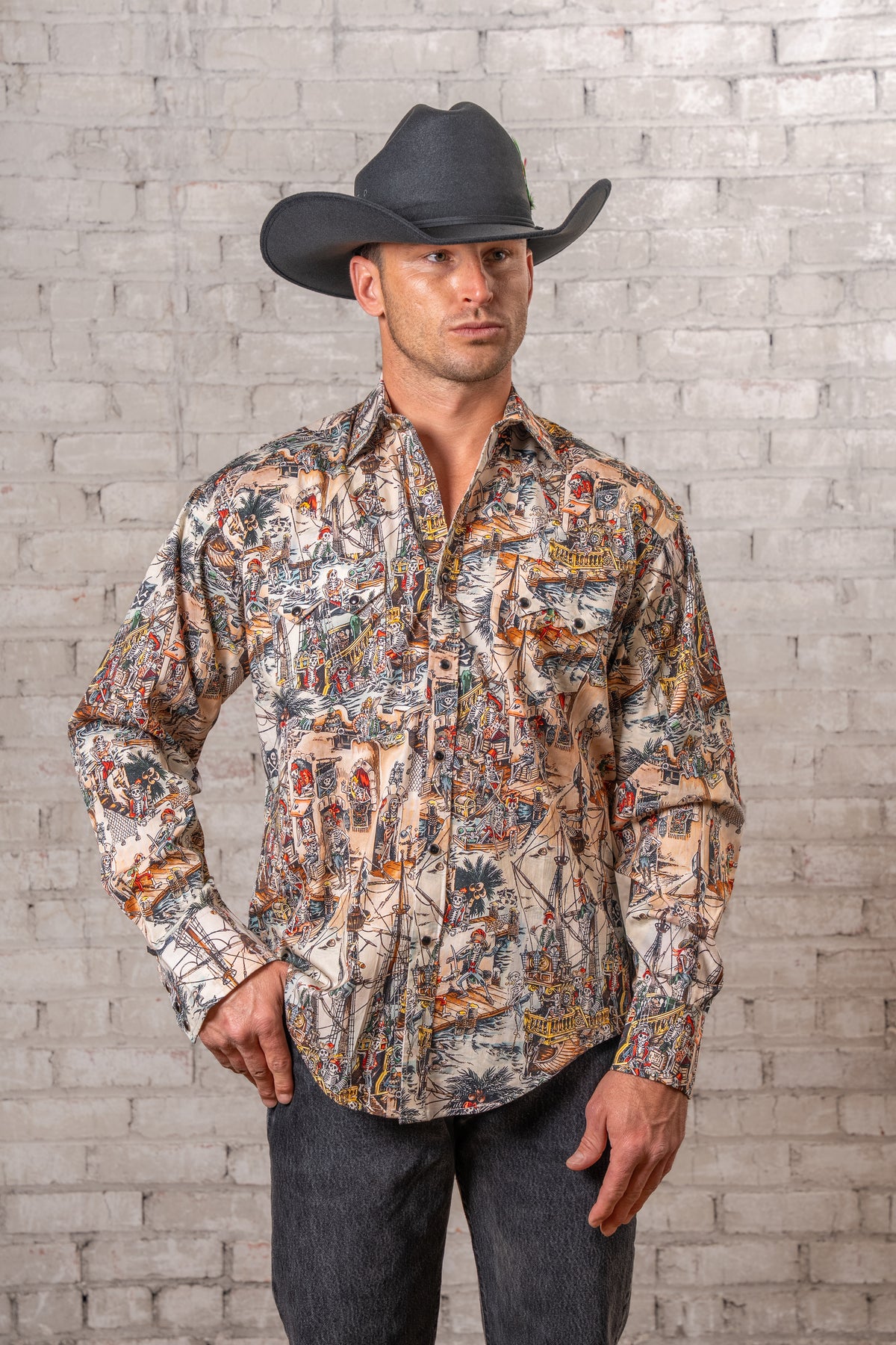 Men's Dead Pirates Print Western Shirt by Rockmount Ranch Wear in vintage print cotton with round snaps closure