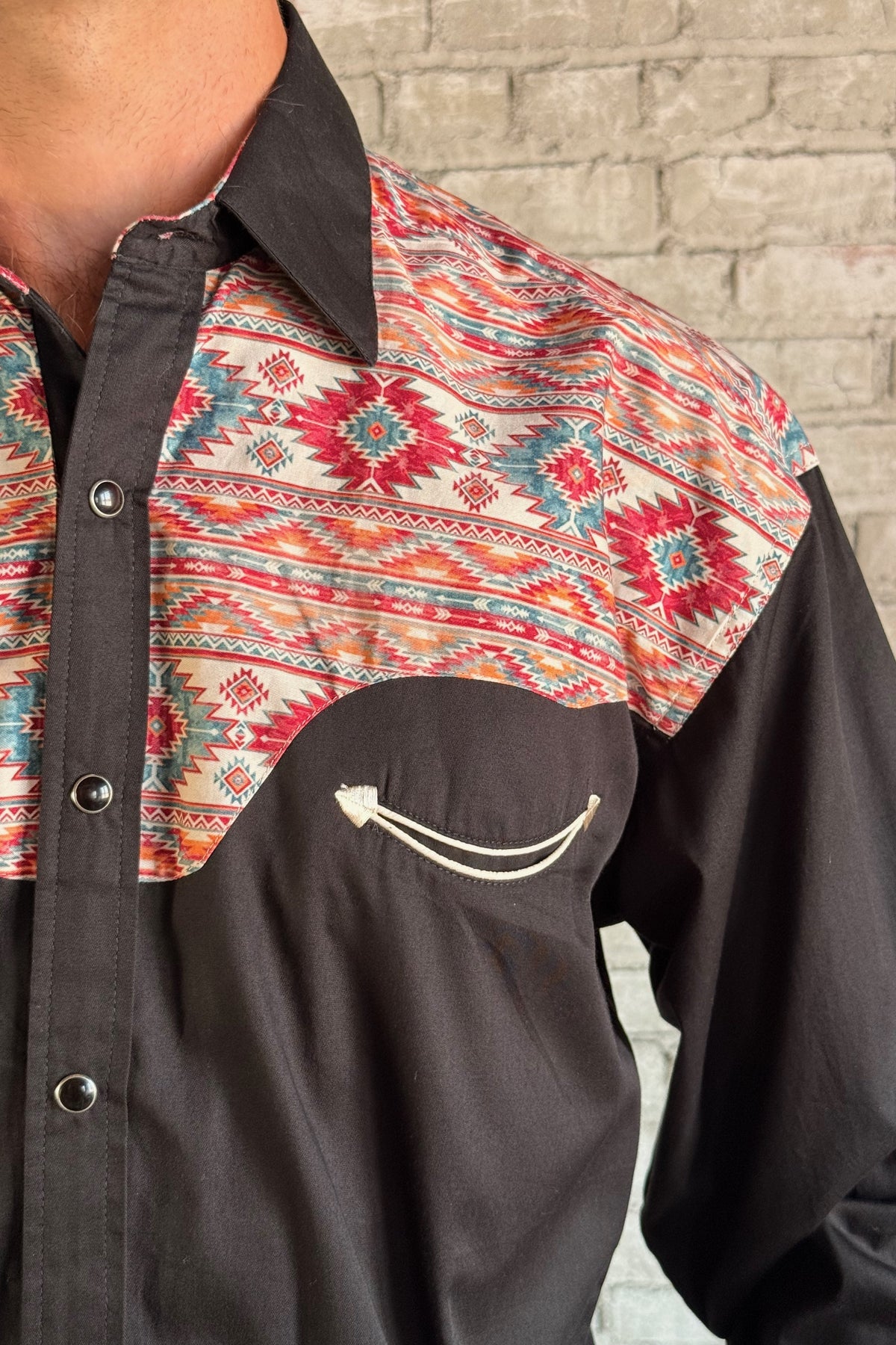 Men's Vintage 2-Tone Black & Native Pattern Embroidered Western Shirt
