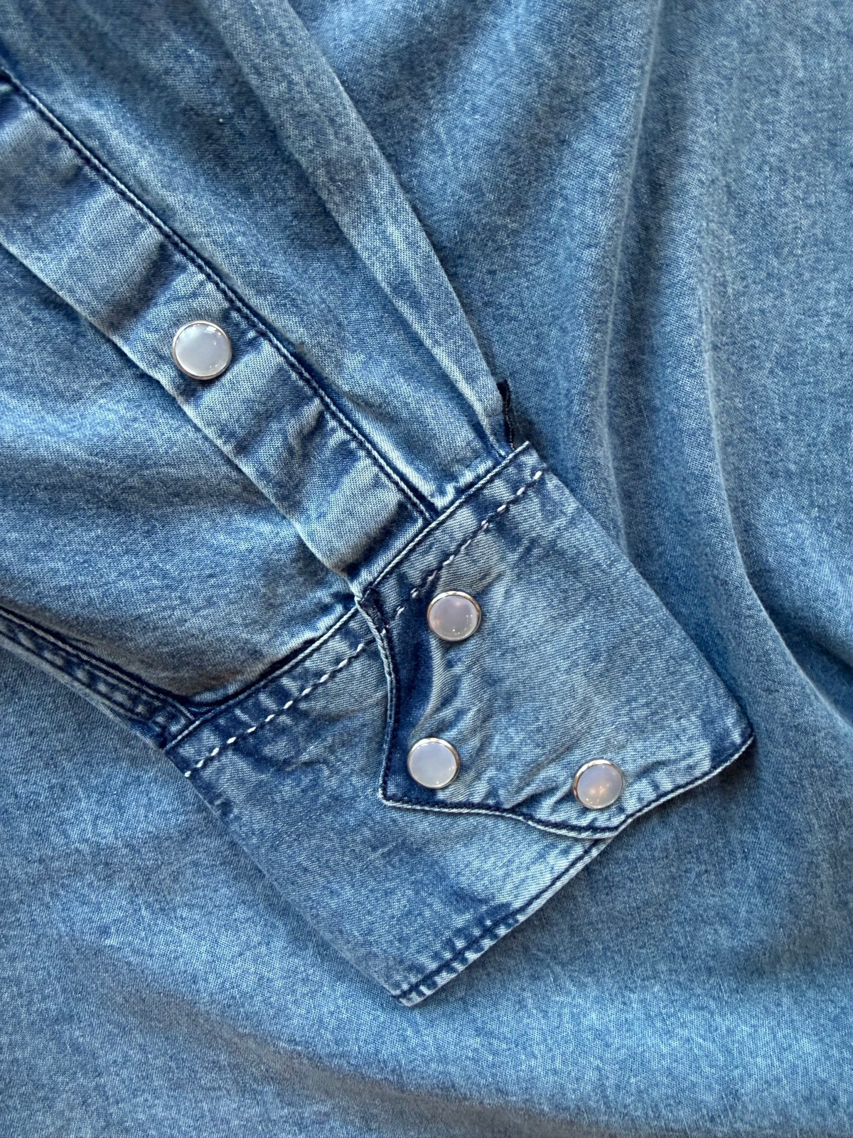 Men's Denim Classic Quarter Horse Western Shirt with Saddle Stitching