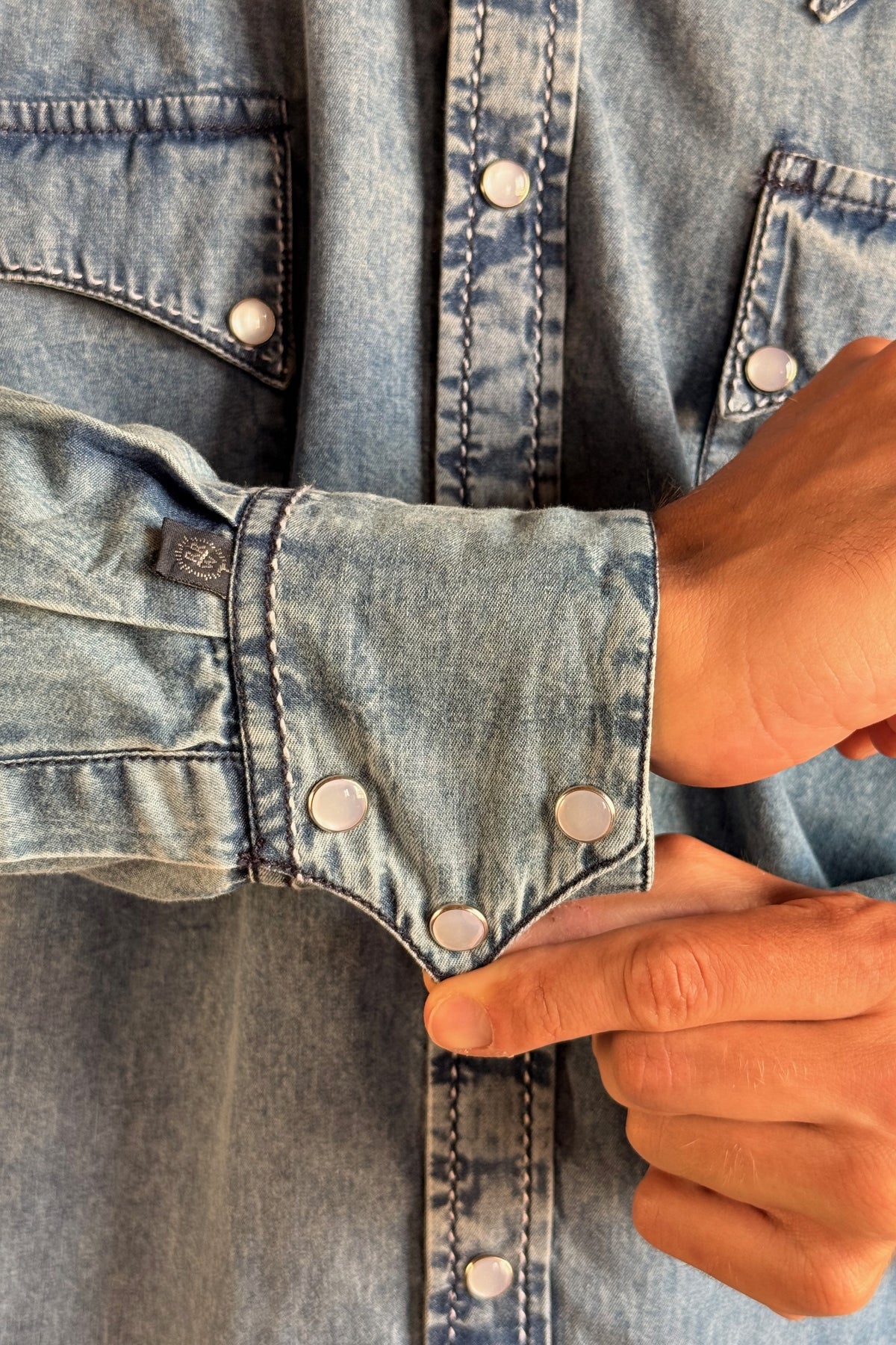 Men's Denim Classic Quarter Horse Western Shirt with Saddle Stitching