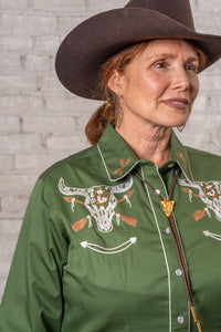 Women's Vintage Green Steer Skull Arrow Chain Stitch Embroidered Western Shirt by Rockmount Ranch Wear