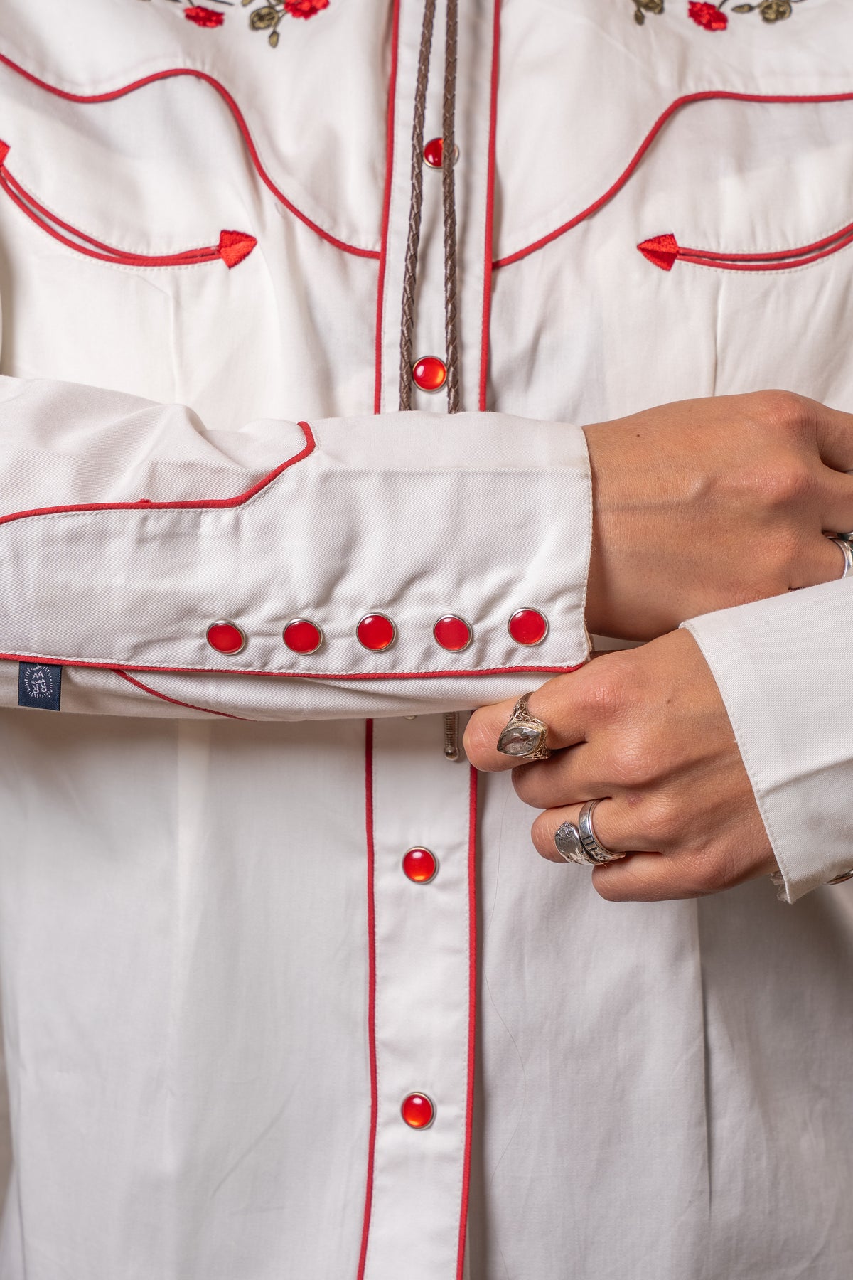 Women's Ivory Red Roses and Steerhead Embroidered Western Shirt by Rockmount Ranch Wear with snap buttons