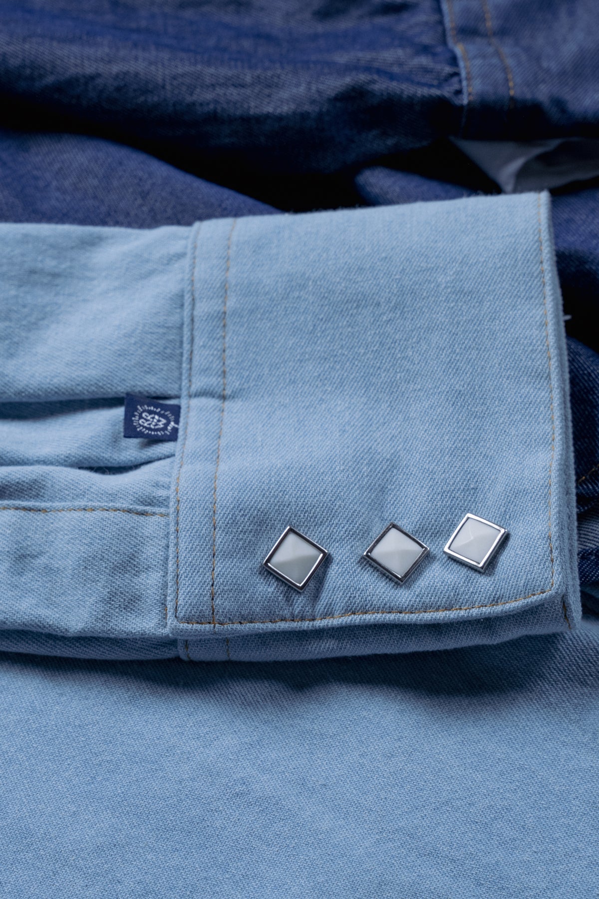 Women's Stonewashed Sky Blue Sawtooth Denim Western Shirt by Rockmount Ranch Wear with snap button shirt
